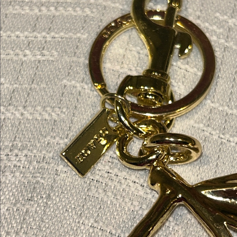 Fashion Jewelry Gold and Red Cherry Key Holder - Picture 6 of 10